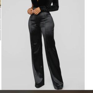 fashion nova - make a wish stretch satin pants - black *GENTLY WORN*